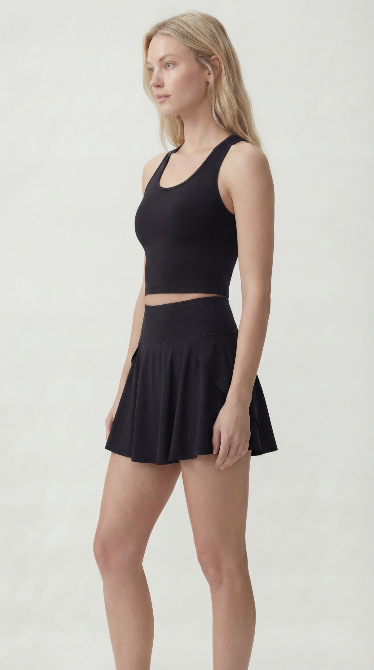 Storm Serve Top Black